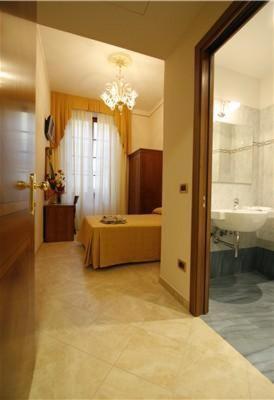 Hotel Il Duca Firenze Szoba fotó